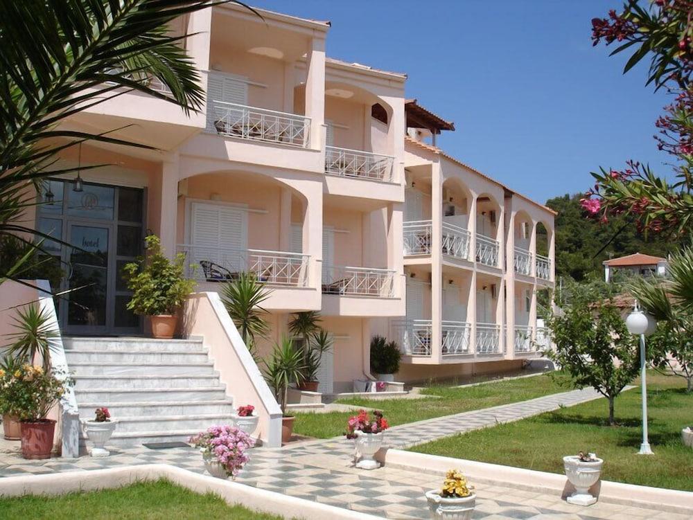 Panorama Hotel Koukounaries Exterior photo